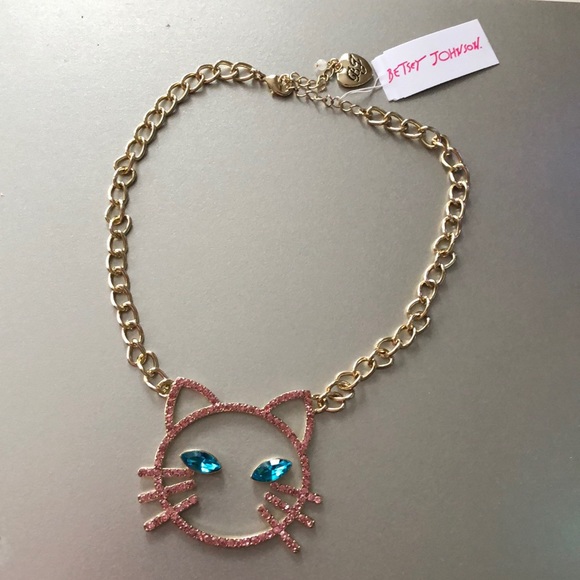 Betsey Johnson Jewelry - 😻FINAL SALE😻 Betsey Johnson necklace